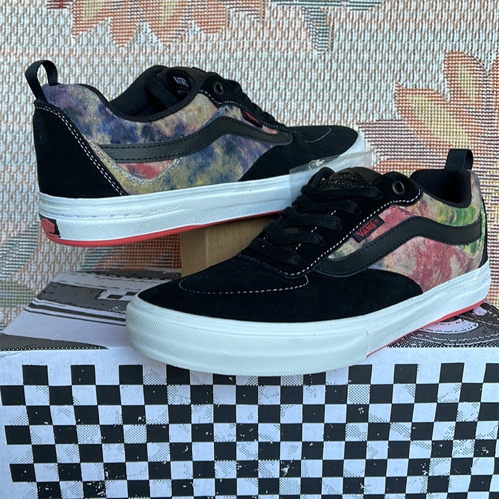 Vans Men’s Kyle Walker
Tie-Dye Terry Black/Multi
VN0A5JIEBML
 sneakers - Picture 9 of 16